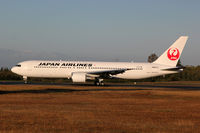 JA657J @ KPAE - KPAE/PAE - by Nick Dean