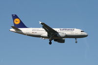 D-AILK @ EBBR - Flight LH2286 is descending to RWY 02