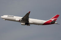 VH-QPH @ YSSY - away from 34L - by Bill Mallinson