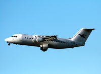 OY-RCD @ EKCH - T/O R-22R CPH Kastrup 15.10.11 - by leo larsen