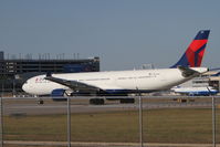 N817NW @ KMSP - @ KMSP - by David Engfer