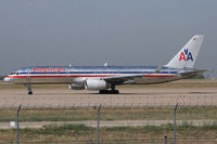 N663AM @ DFW - At American Airlines at DFW Airport.