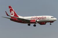 D-ABLB @ LSZH - on final RW14 - by Friedrich Becker