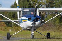 F-GJYY @ LFDY - retour au parking - by Jean Goubet-FRENCHSKY