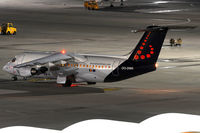 OO-DWK @ VIE - Brussels Airlines - by Chris Jilli