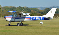 G-AWUT @ EGKH - SHOT AT HEADCORN