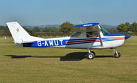 G-AWUT @ EGKH - AT HEADCORN