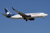EI-DRB @ KORD - Short final for 14R - by John Meneely