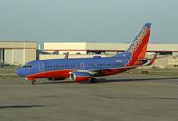 N256WN @ KTUL - Boeing 737-700 - by Mark Pasqualino