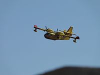 C-GQBA @ PAI - Working the Brush Fire on the fringe of a quiet neighborhood in the north end of the San Fernando Valley at 11880 Terra Vista Way. N/E of Barton/Whiteman air space - by Helicopterfriend