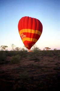 VH-OBA - Envelope collapsing after landing. Near alice spring, NT, Australia. - by Mike Harbour