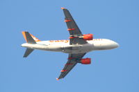 HB-JZI @ EBBR - Flight EZS1535 on approach to RWY 07L