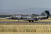 MM6922 @ LIED - taxying to the active - by Friedrich Becker