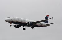 N194UW @ KORD - Airbus A321 - by Mark Pasqualino