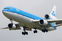 PH-KCF @ EHAM - KLM MD11 - by Andy Graf-VAP