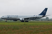B-6528 @ EHAM - China Eastern A330-223 - by Andy Graf-VAP