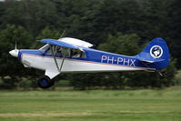 PH-PHX @ EBDT - oltimer fly-in at Schaffen-Diest - by Joop de Groot