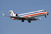 N511AE @ KORD - Short final