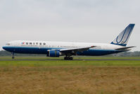 N648UA @ EHAM - United Airlines 767-300 - by Andy Graf-VAP