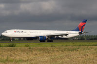 N806NW @ EHAM - Delta Airlines A330-300 - by Andy Graf-VAP