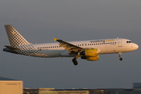 EC-KLB @ EHAM - Vueling A320 - by Andy Graf-VAP