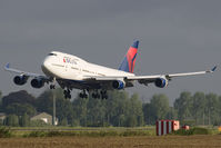 N675NW @ EHAM - Delta Airlines 747-400 - by Andy Graf-VAP