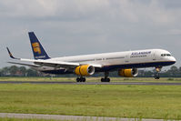 TF-FIX @ EHAM - Icelandair 757-300 - by Andy Graf-VAP