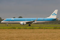 PH-EZN @ EHAM - KLM  EMB190 - by Andy Graf-VAP