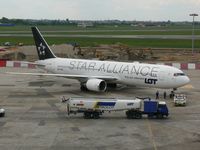 SP-LPE @ EPWA - pushback LOT - by Jean Goubet-FRENCHSKY