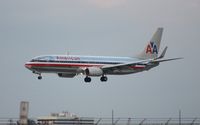 N809NN @ MIA - American 737 - by Florida Metal