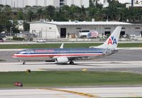 N852NN @ FLL - American 737 - by Florida Metal