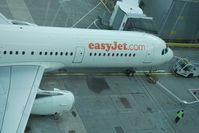 G-TTIF @ EGKK - EASYJET - by Jean Goubet-FRENCHSKY