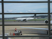 N700UW @ KDCA - DCA, VA - by Ronald Barker