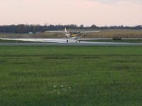 N1377M @ I95 - Departing Kenton, Ohio