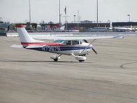 N7387N @ CNO - Taxiing towards the runways - by Helicopterfriend
