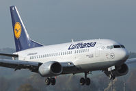 D-ABIE @ LOWL - Lufthansa Boeing B737-530 final approach in LOWL/LNZ