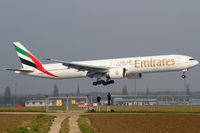 A6-EBR @ VIE - Emirates