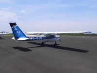 PR-EJQ @ SDIO - EJQ after an instruction flight at Itápolis (SDIO). - by Ravelli