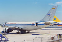 CP-2232 @ KMIA - Lloyd Aereo Boliviano (LAB) - by Casper Kolenbrander
