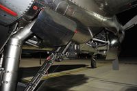 N996DM @ LOWW - Red Bull DC6 - by Dietmar Schreiber - VAP