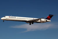 N915DN @ LAS - visitor - by Wolfgang Zilske