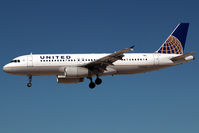 N405UA @ LAS - visitor - by Wolfgang Zilske