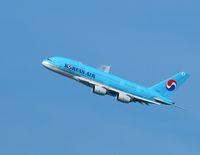 HL7614 - Take-off from JFK
