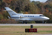 N75CS @ ORF - CSX Transportation Inc 2010 Hawker Beechcraft 900XP rolling out on RWY 23 after arrival. - by Dean Heald