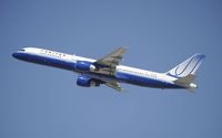 N576UA @ KLAX - Departing LAX - by Todd Royer