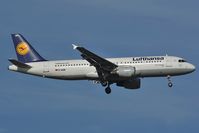 D-AIQE @ EDDF - Lufthansa Airbus 320 - by Dietmar Schreiber - VAP