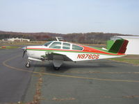 N976DS @ KOMH - Orange - by Ronald Barker