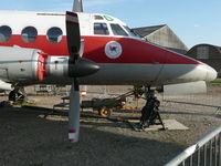 XX499 @ EGLB - Nose view with crest