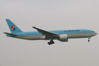HL7764 @ EHAM - Korean Air 777-200 - by Andy Graf-VAP