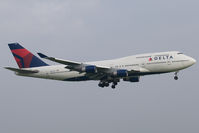 N665US @ EHAM - Delta Airlines 747-400 - by Andy Graf-VAP